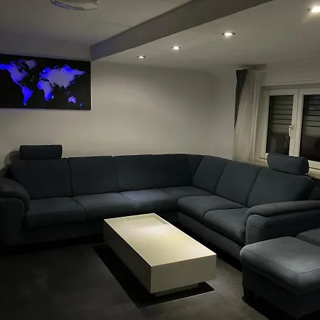 Tukhin's Residency Kwatera prywatna *