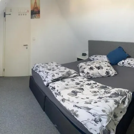 Tukhin's Residency Private * Korntal-Muenchingen