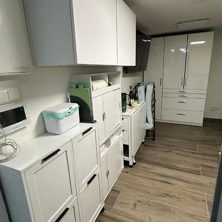 Homestay Tukhin's Residency Private *